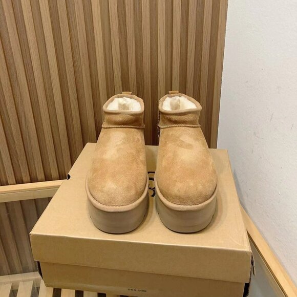 UGG Womens classic ultra mini platform boots Chestnut - Picture 2 of 8